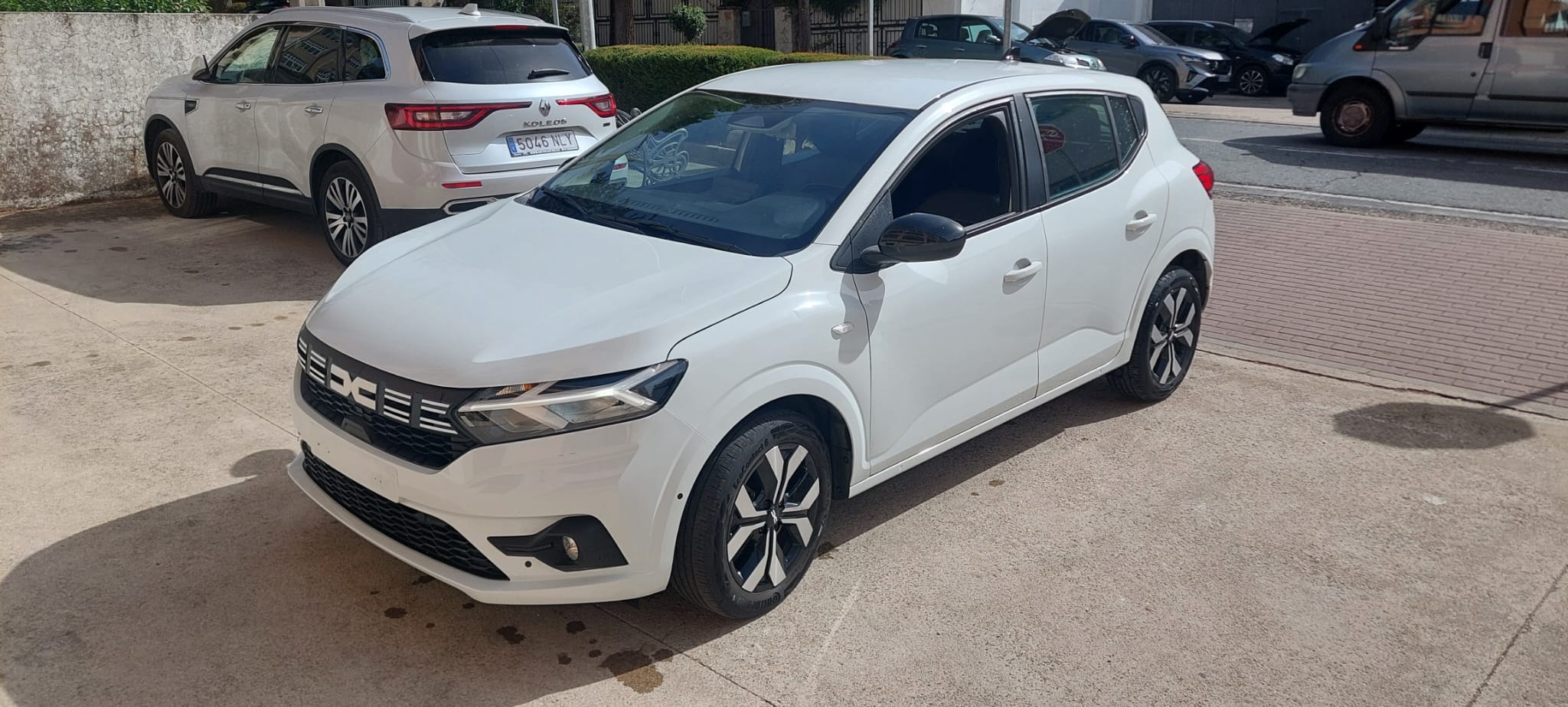 Dacia Sandero 1.0 100cv glp miniatura 2